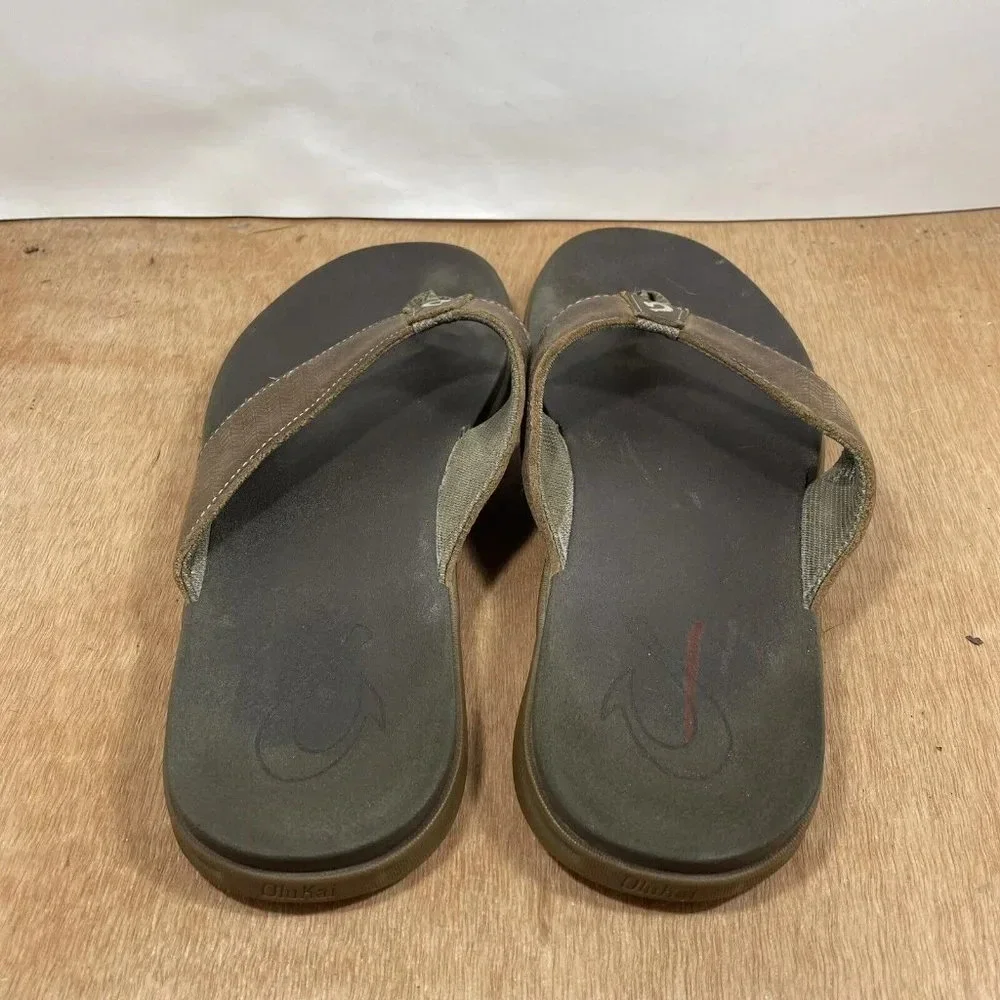 Olukai Ohana Flip Flop Mens size 9 Sandals Brown Slip On
